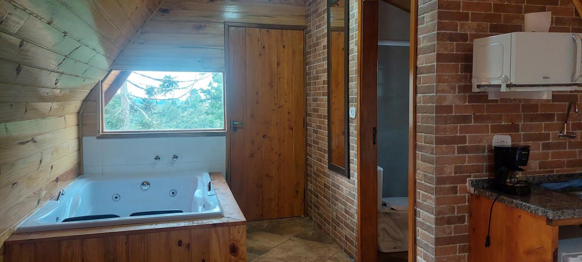 Chale Com Hidromassagem Da Vick Hotel Campos do Jordao Ngoại thất bức ảnh