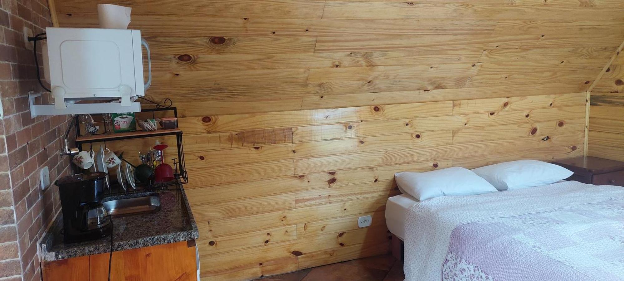 Chale Com Hidromassagem Da Vick Hotel Campos do Jordao Ngoại thất bức ảnh