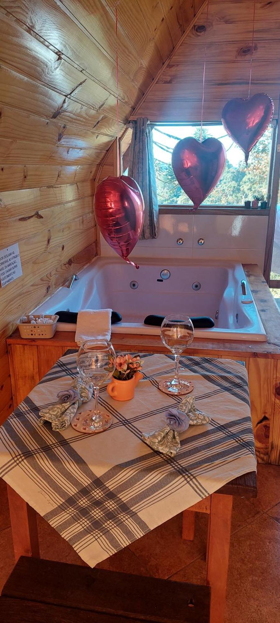 Chale Com Hidromassagem Da Vick Hotel Campos do Jordao Ngoại thất bức ảnh